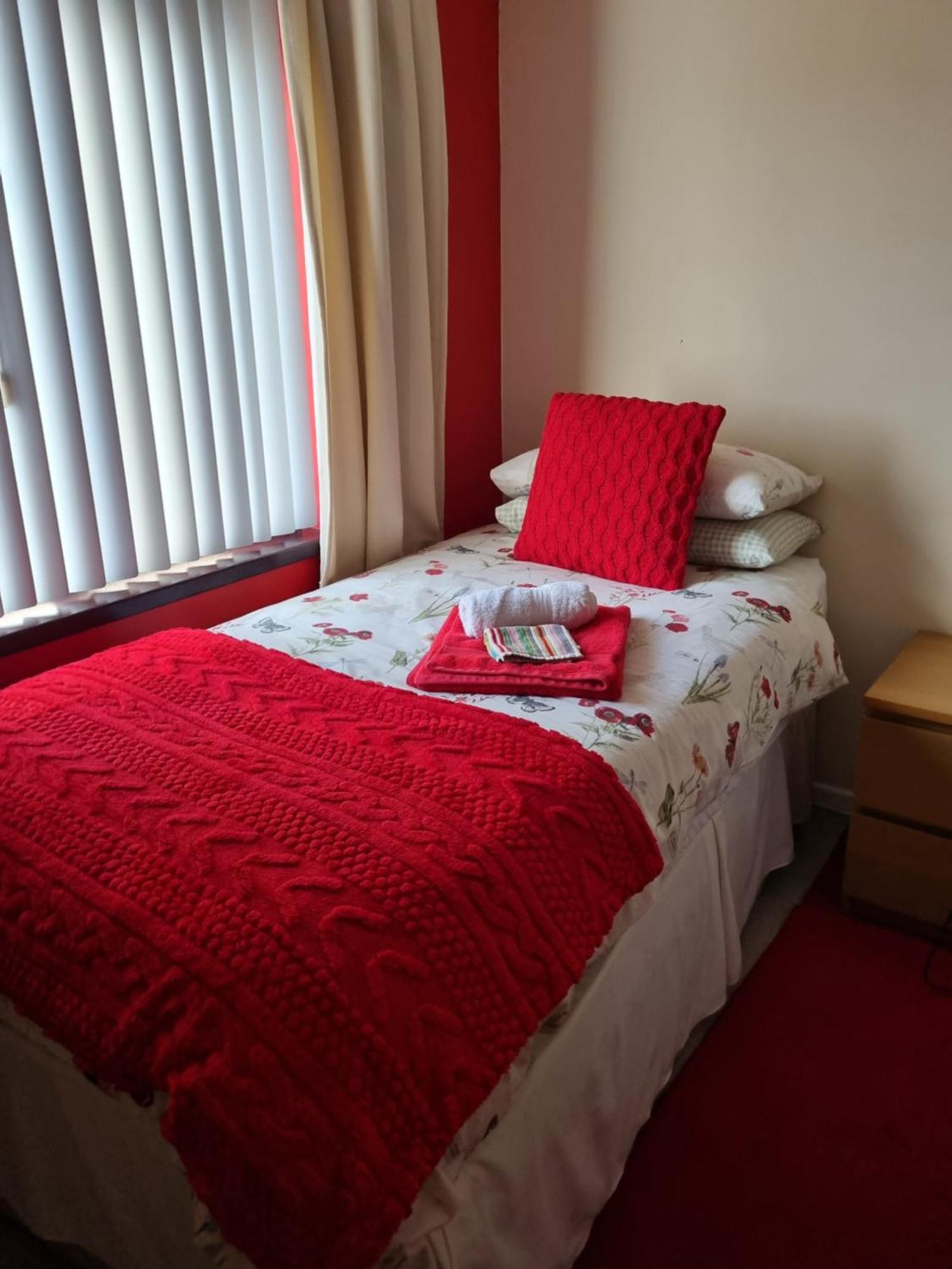 Rondo, Ballymena, Nr Ireland Екстериор снимка