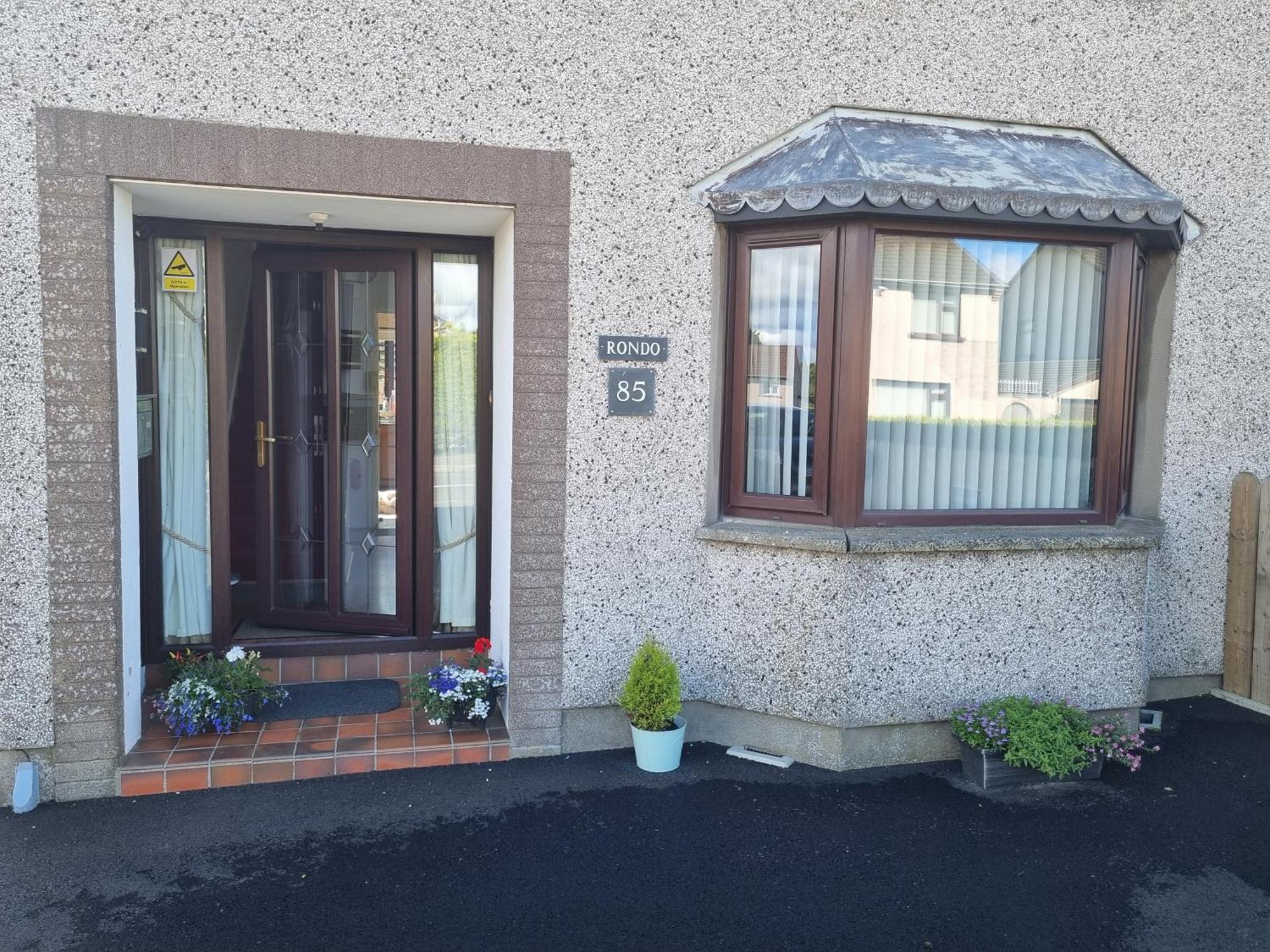 Rondo, Ballymena, Nr Ireland Екстериор снимка